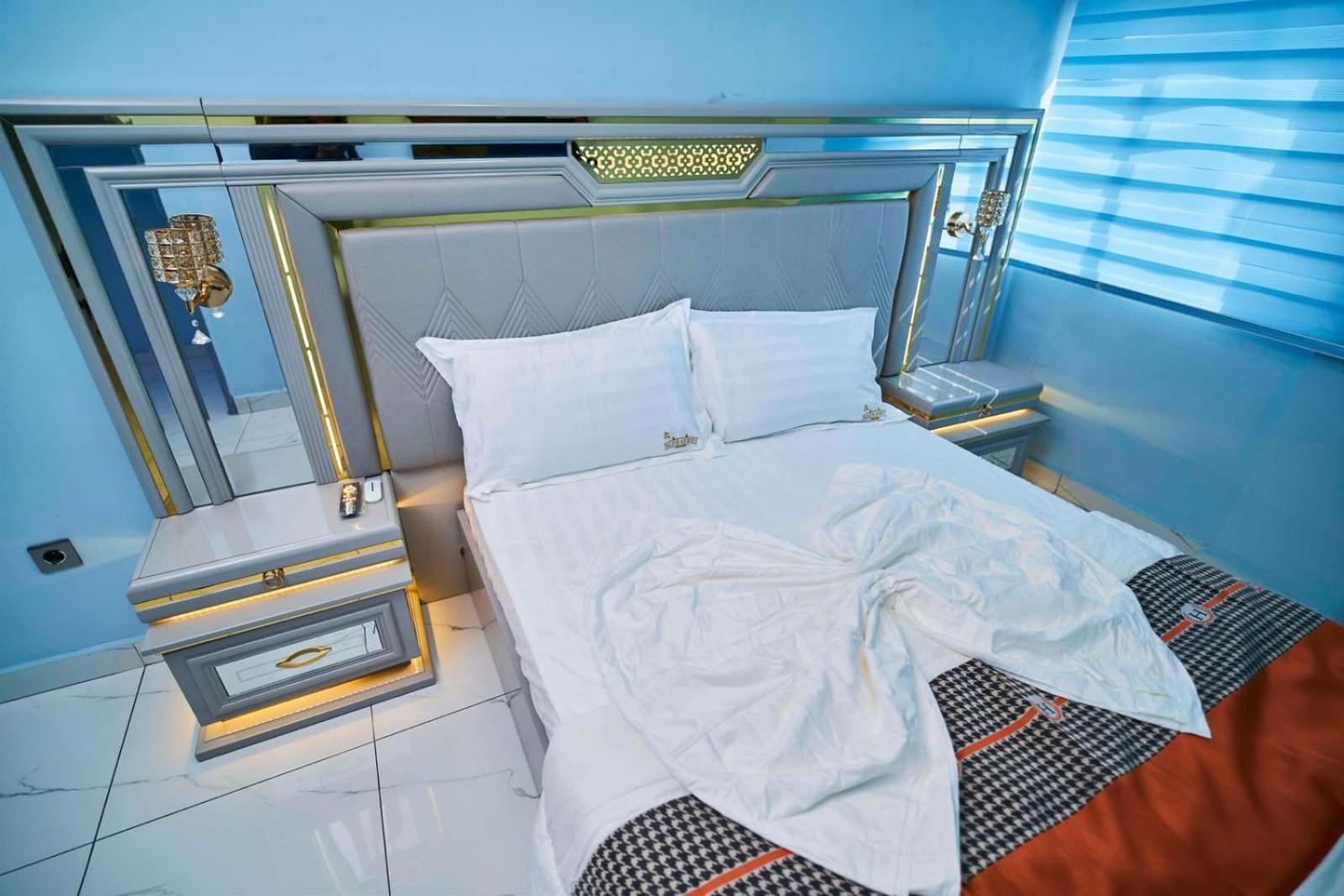 Elite Complex Hotel Yaounde Exterior photo